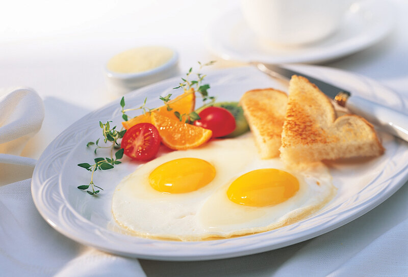 Fried Eggs with Toast