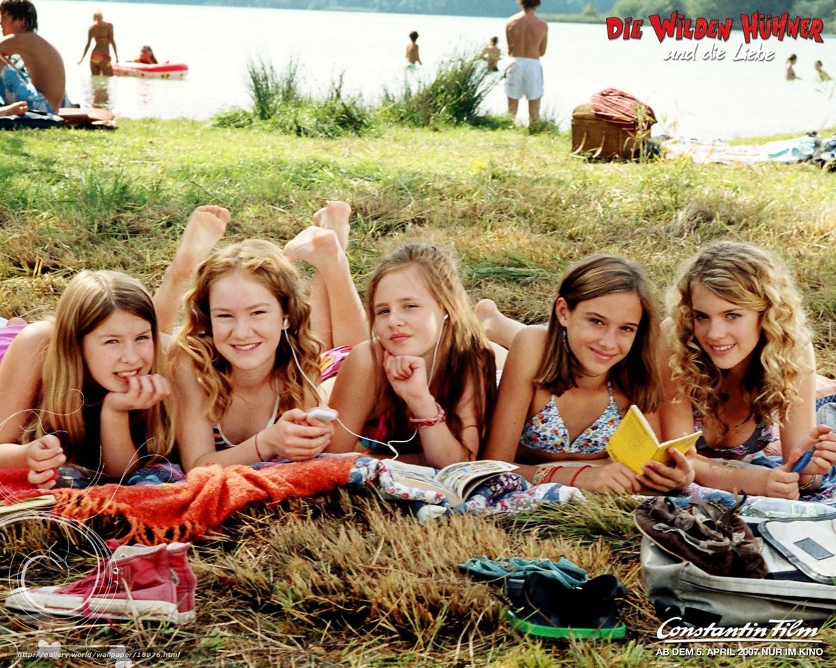 Friends at the lake