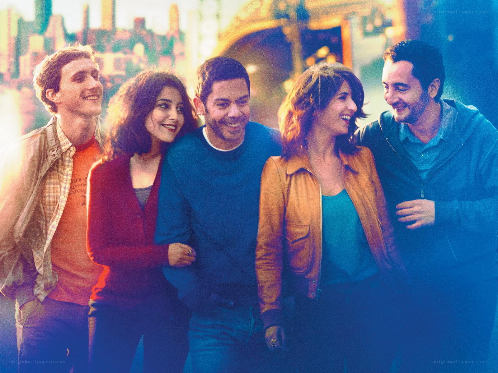 friends walking in city