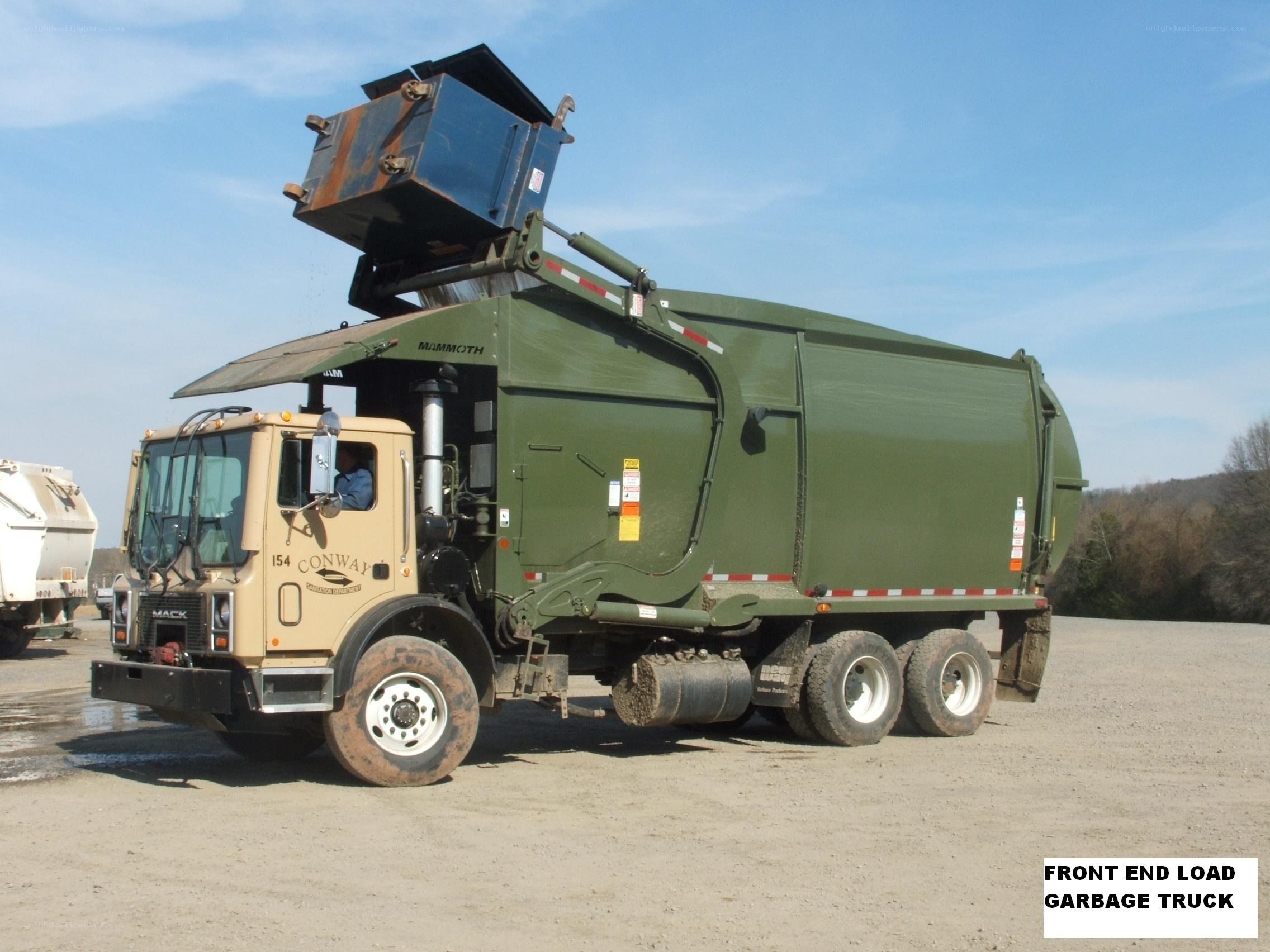 Front end load garbage truck
