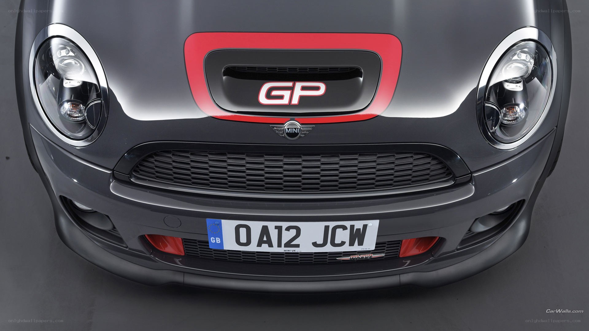 front of mini gp car