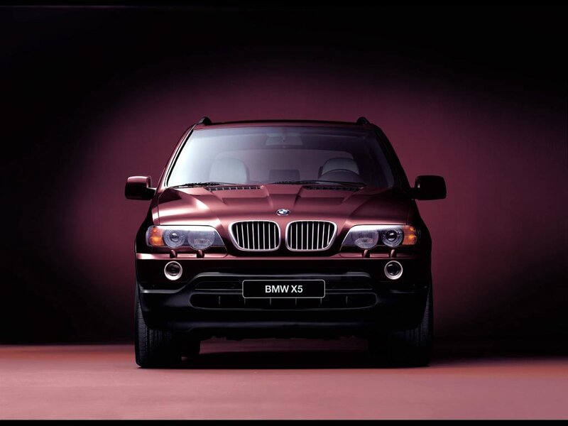 Front view of a BMW X5