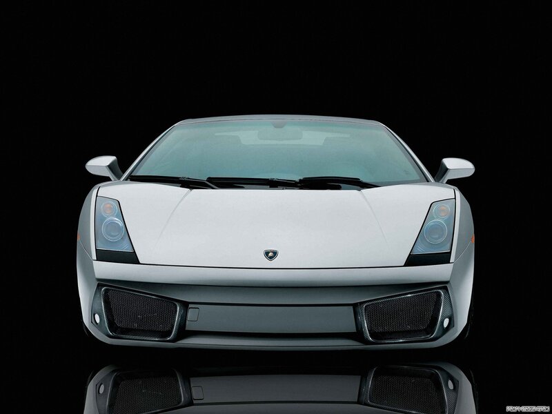 front view of a silver lamborghini