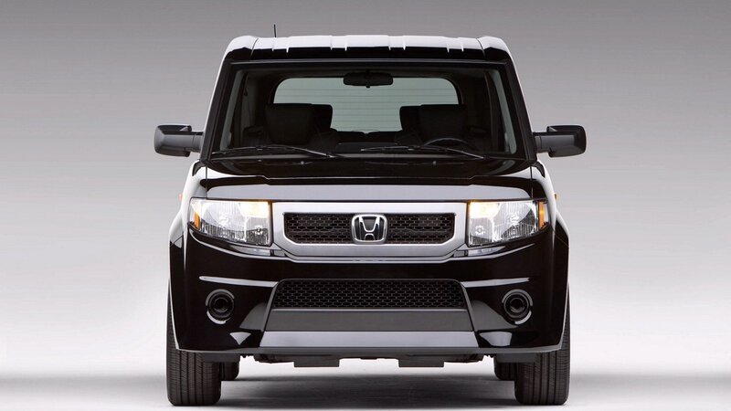 front view of black Honda Element