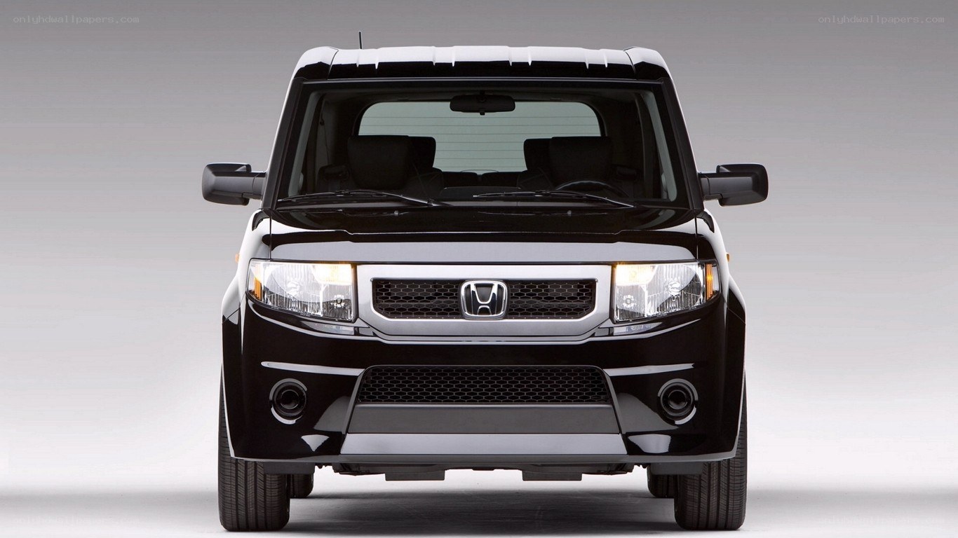 front view of black Honda Element