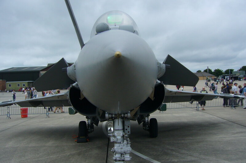 front view of fighter jet