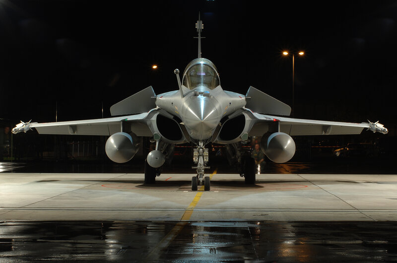 Front view of fighter jet