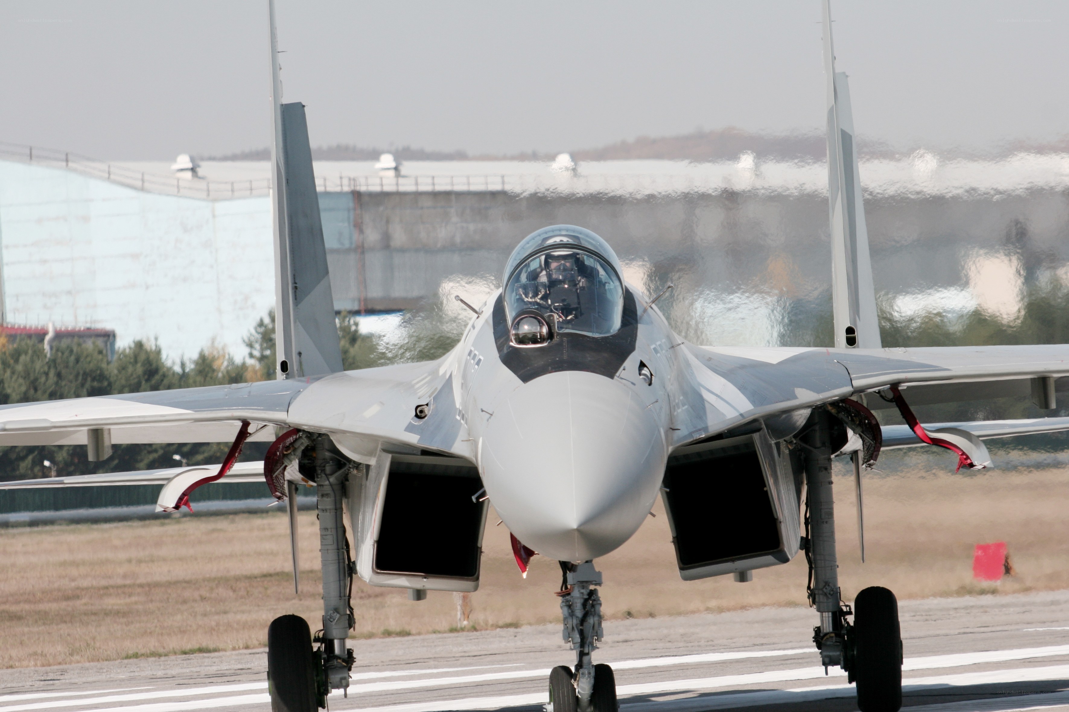 front view of fighter jet