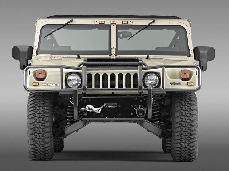 front view of hummer h1