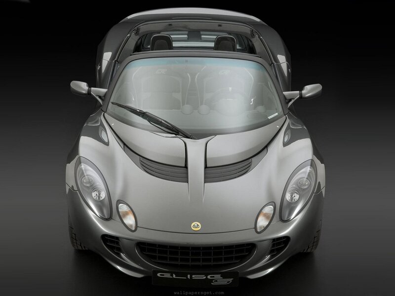 front view of silver lotus elise
