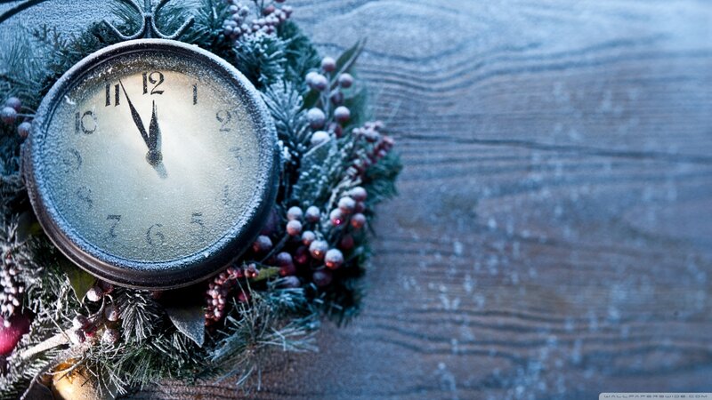 Frosted Clock on Wreath