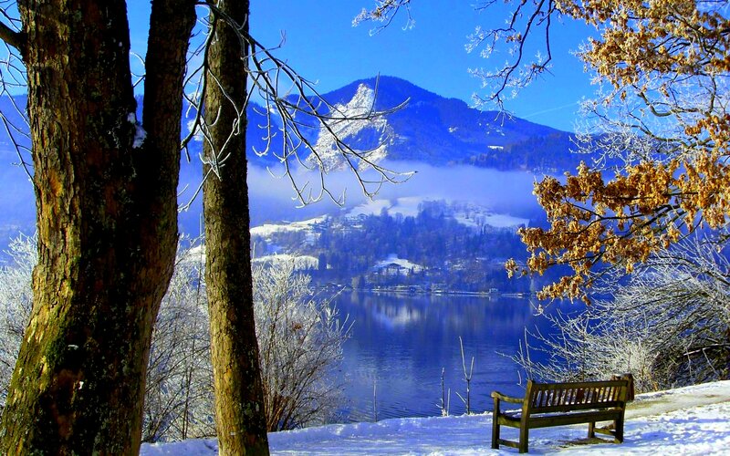 Frosty Lake and Mountains