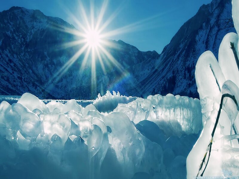 Frozen Ice Formations — Blue, Dramatic