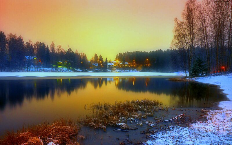 Frozen Lake at Dusk — Yellow