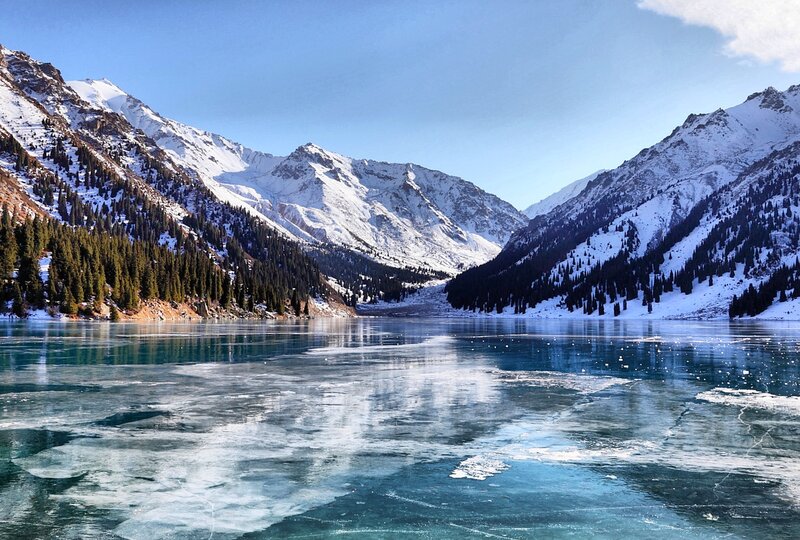 Frozen Lake in Mountains — Blue, Serene, Winter