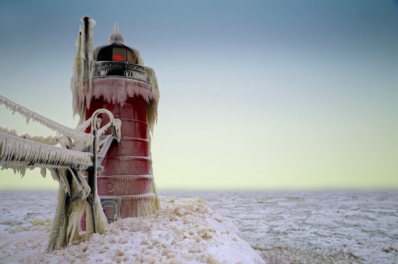 Frozen Lighthouse — Red