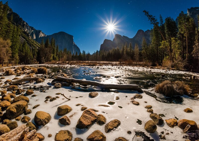 Frozen River in Valley — Blue, Serene