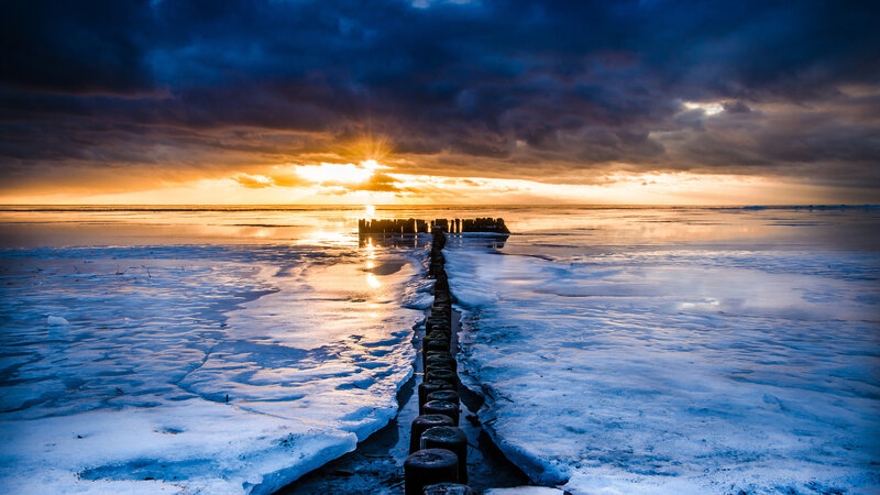 Frozen Sea at Sunset — Blue, Dramatic
