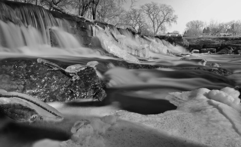 Frozen Waterfall — Black