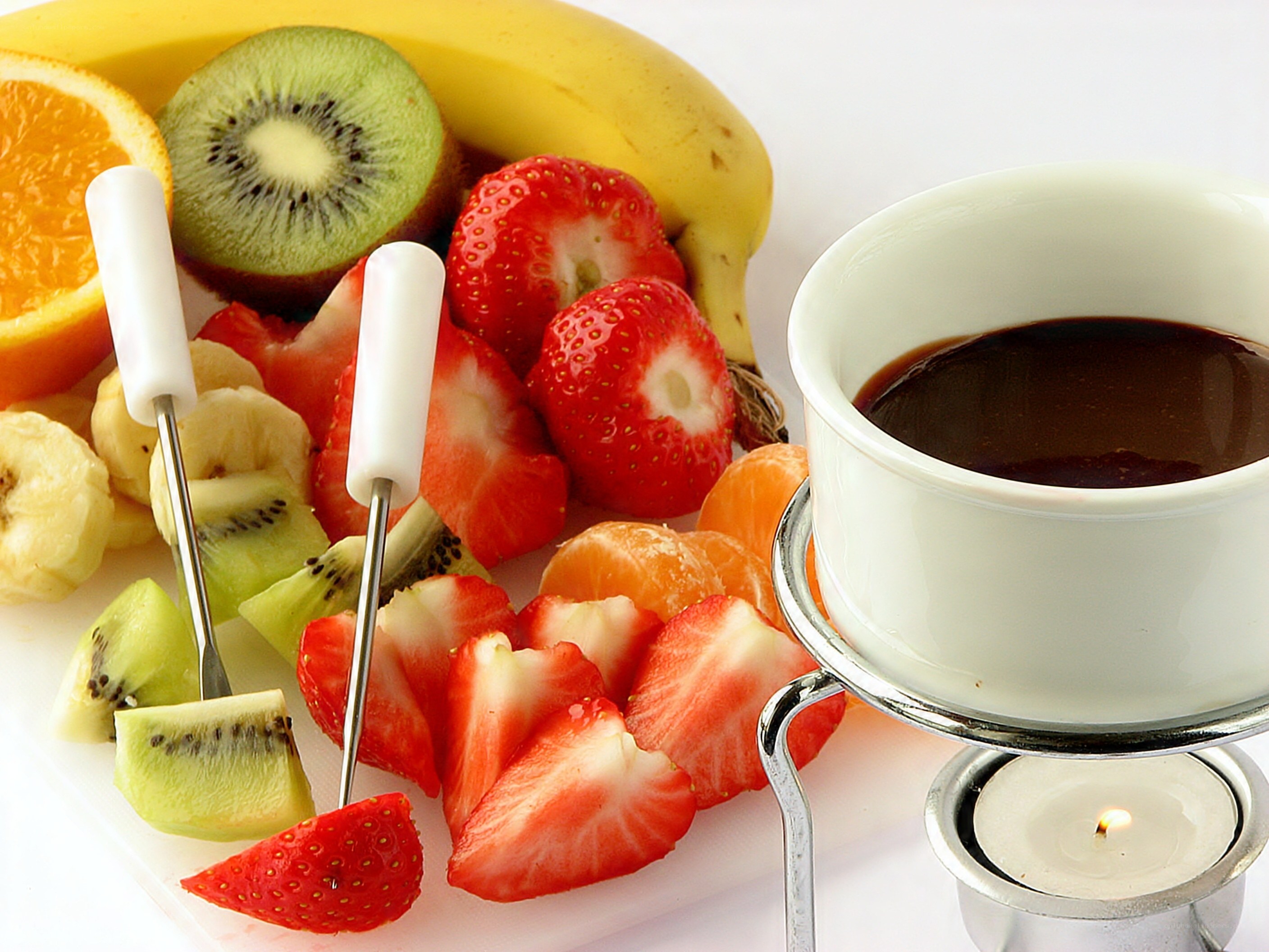 fruit and chocolate fondue