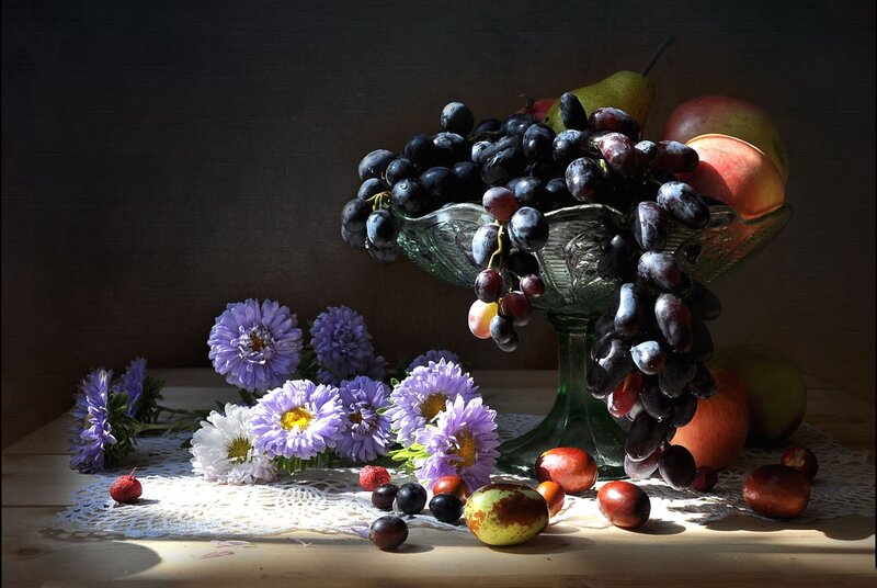 Fruit and Flowers on Table — Purple