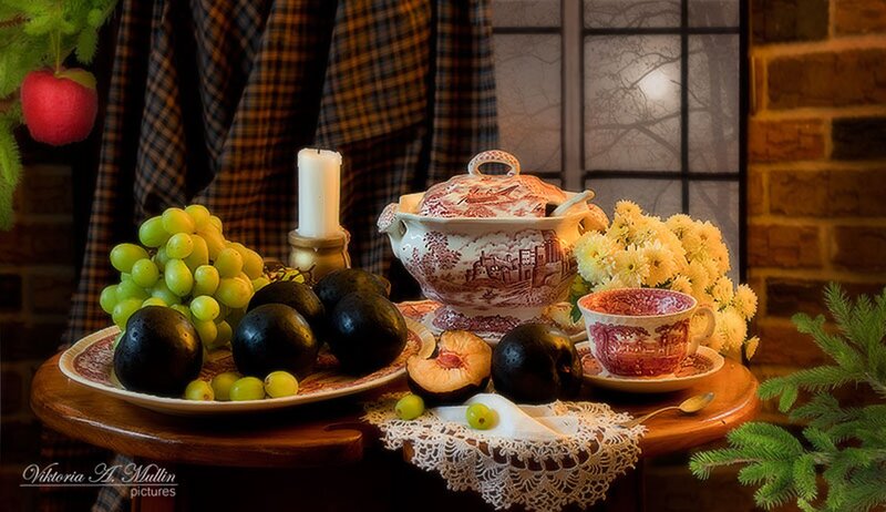 Fruit and Tea Set — Brown