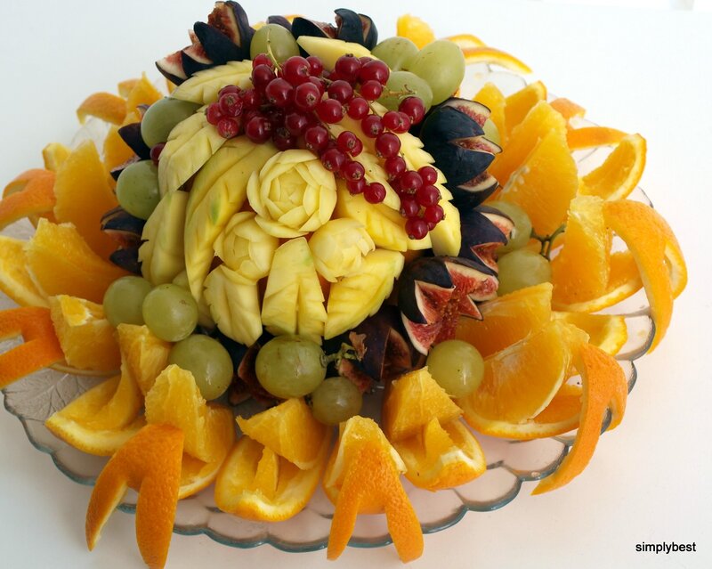 fruit arrangement on platter