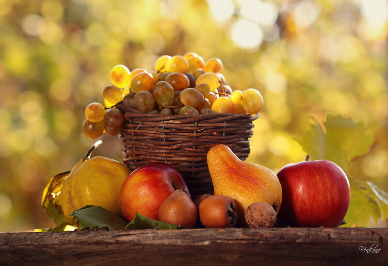 Fruit Basket on Wood — Yellow