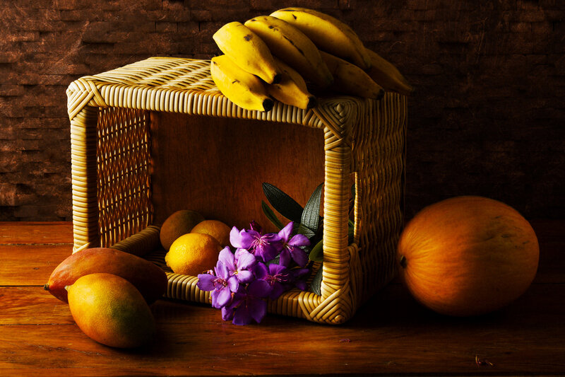 Fruit Basket with Bananas — Brown