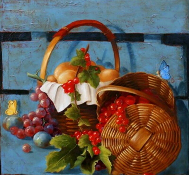 Fruit Basket with Grapes — Blue