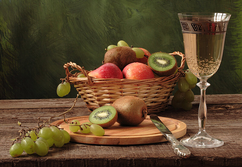 Fruit basket with wine glass