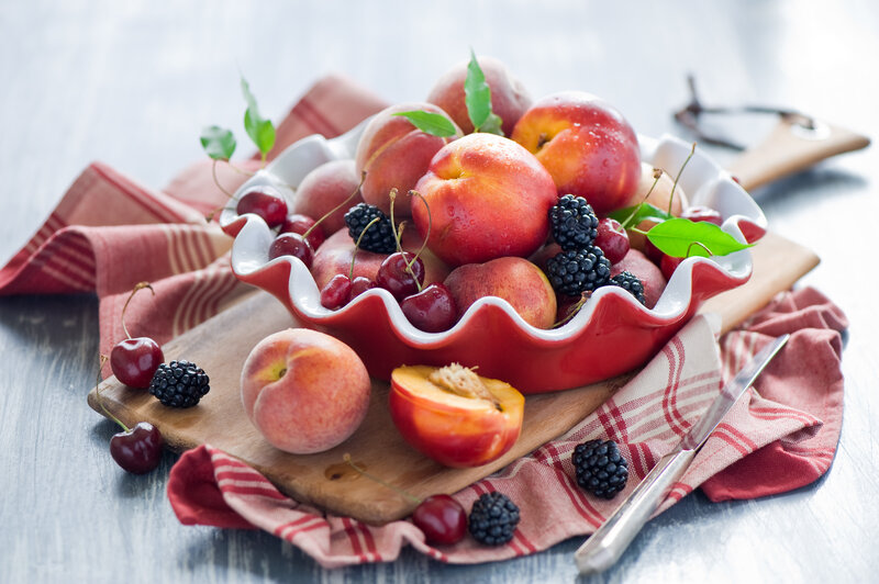 Fruit Bowl on Cutting Board — Red