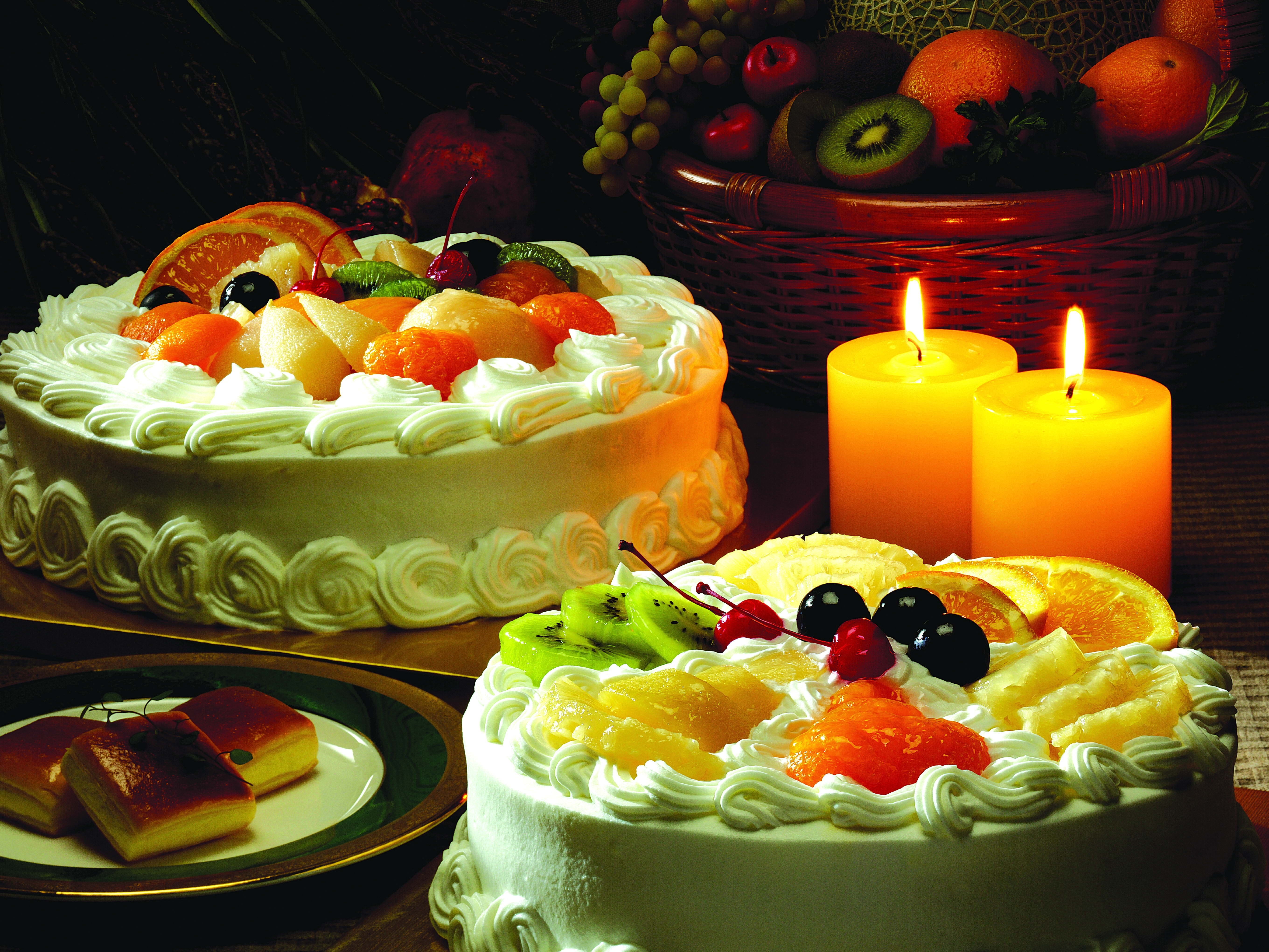 Fruit cakes with candles