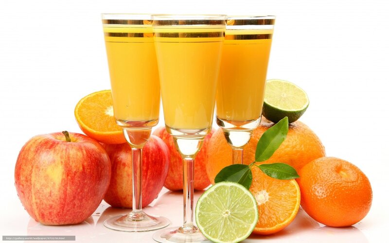 fruit juice glasses with fresh fruits