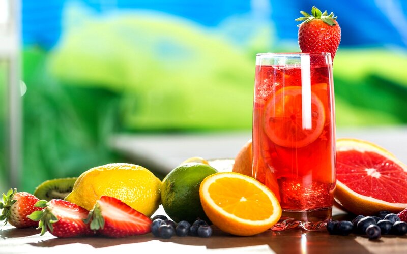 Fruit Juice with Berries