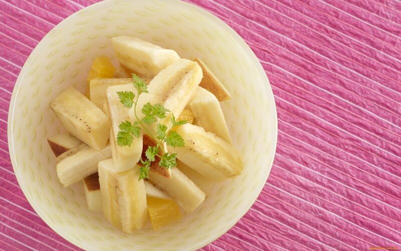Fruit Salad in Bowl — Pink