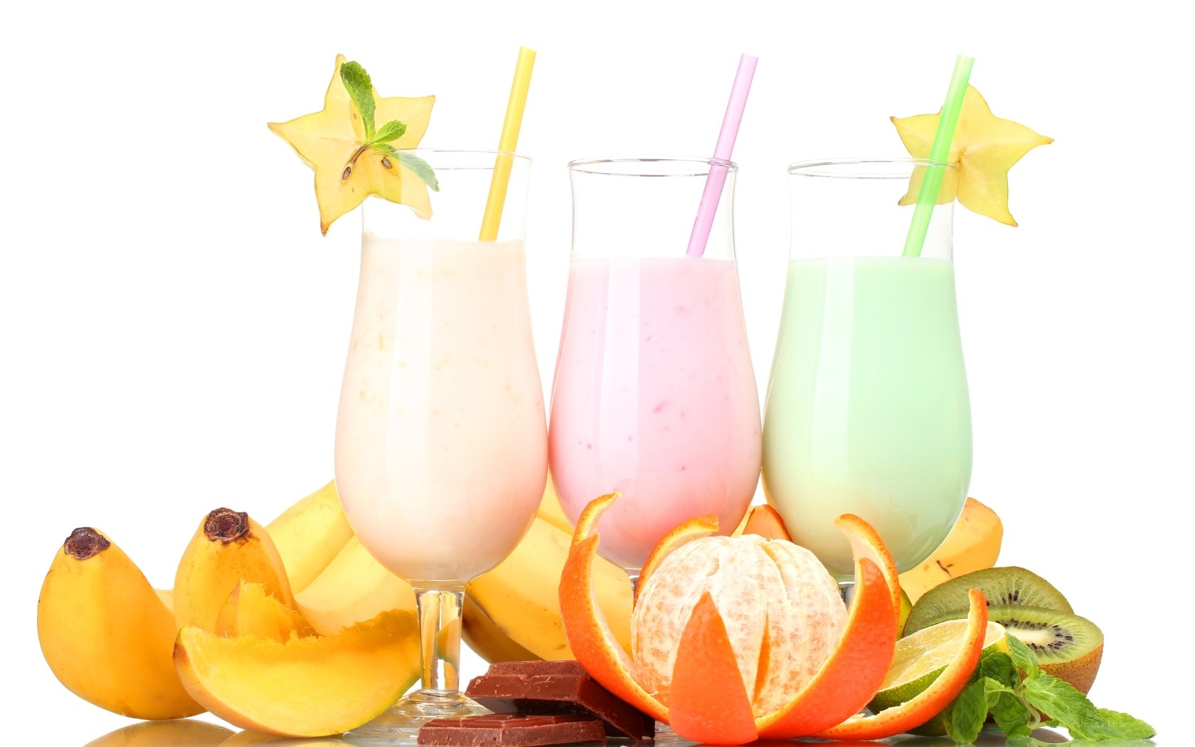 fruit smoothies with fresh fruit