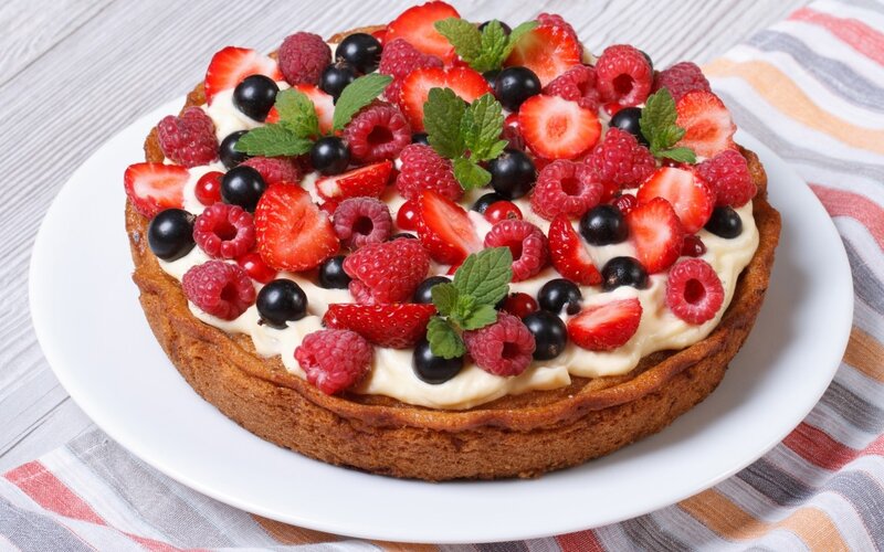 Fruit Tart on Plate — White, Fresh