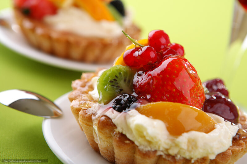 Fruit Tart with Cream — Green, Appetizing