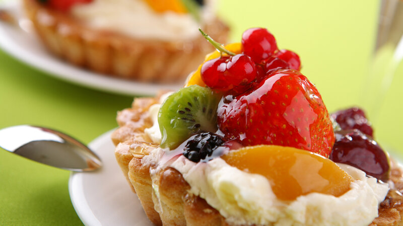 Fruit Tart with Cream — Green