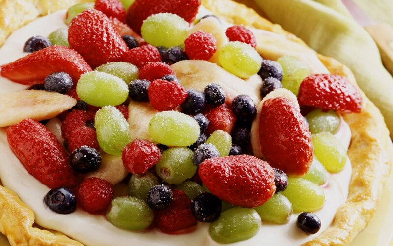 Fruit Tart with Cream — Red