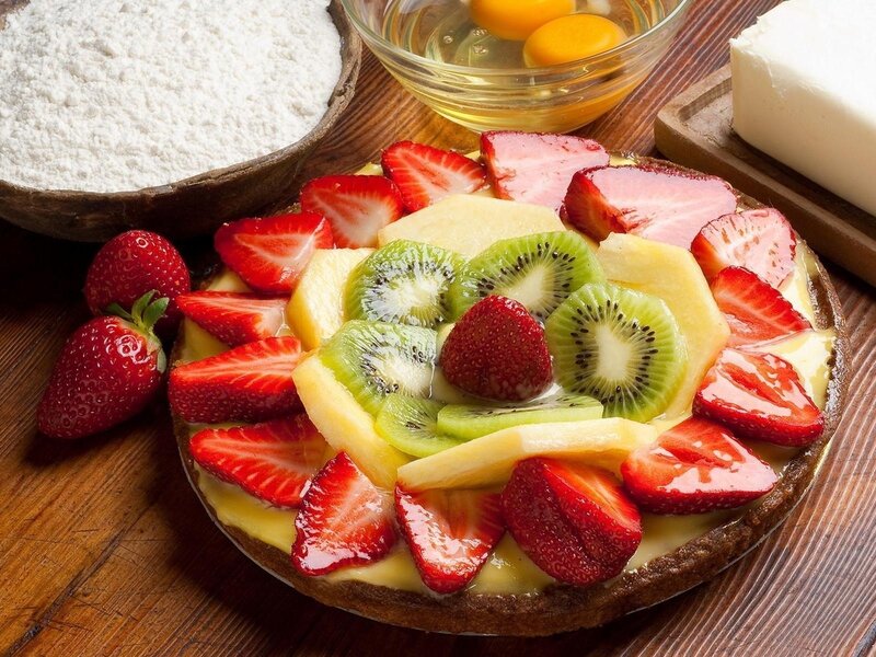 fruit tart with fresh ingredients