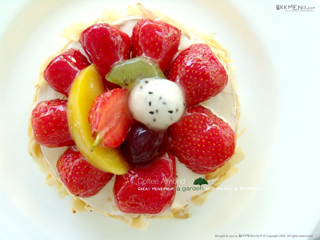 Fruit tart with strawberries