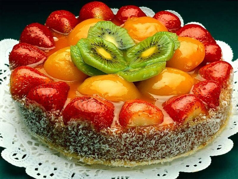 Fruit-topped Cake — Red