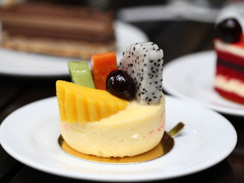 Fruit-topped Cheesecake — Yellow