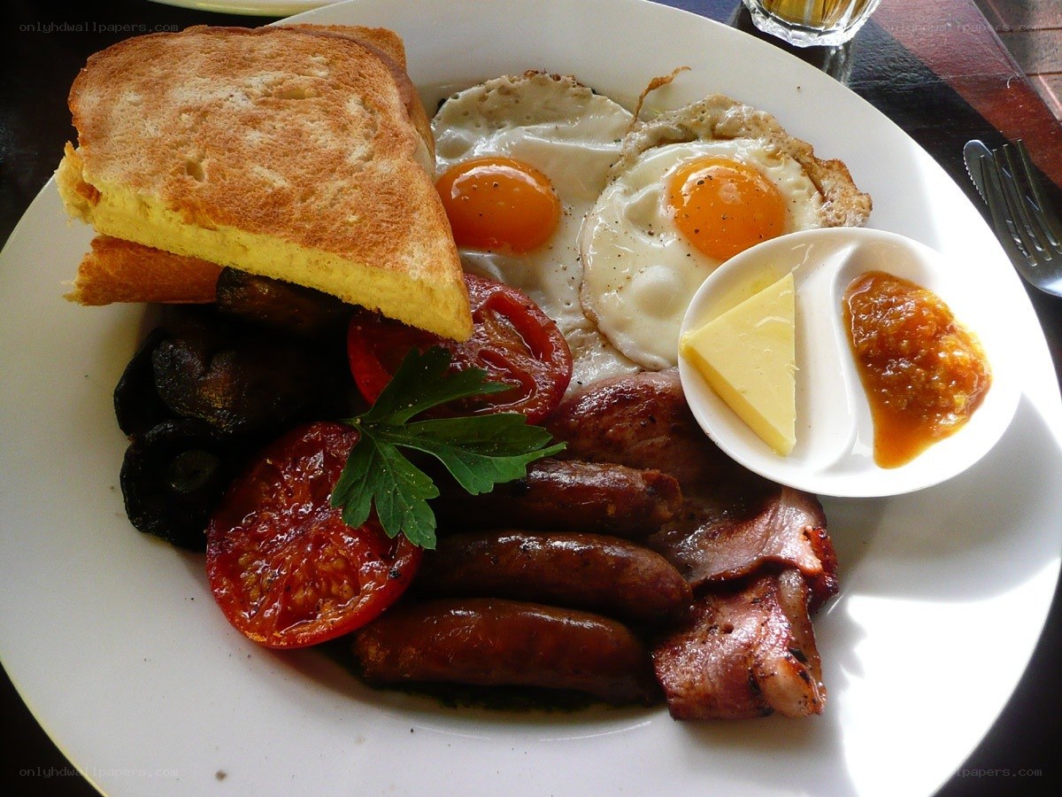 Full English breakfast plate