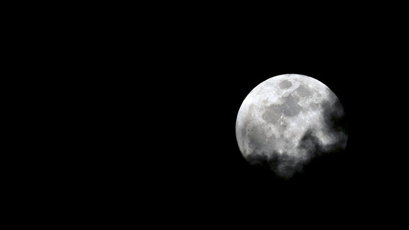 Full Moon in Night Sky — Black, Serene