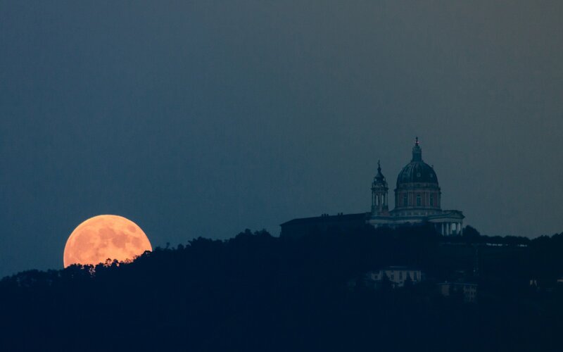 Full Moon over Basilica