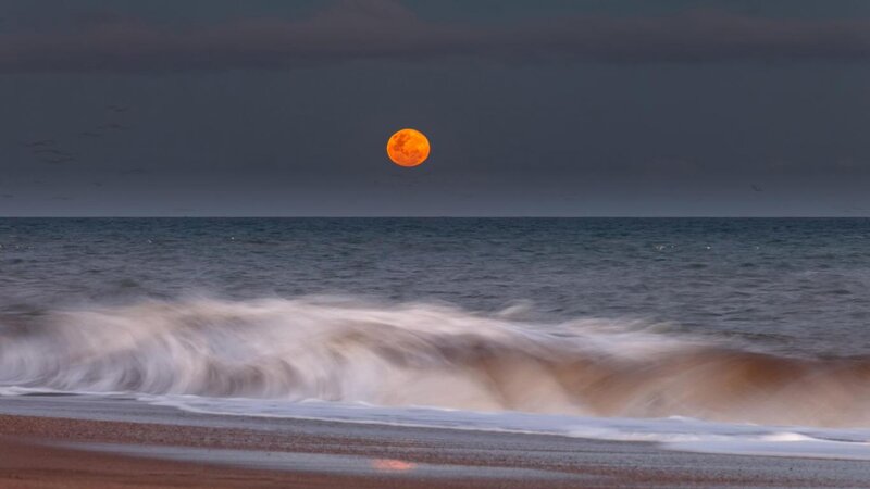 Full Moon over Ocean — Orange, Dramatic