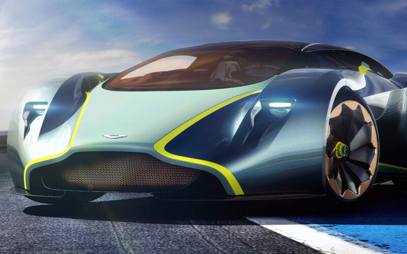 Futuristic Concept Car — Silver, Dynamic, Afternoon